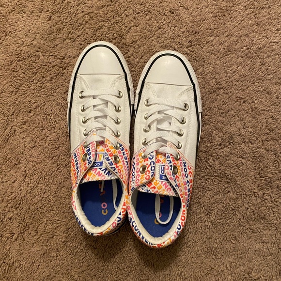 Women’s White/Multi color Converse - Picture 1 of 6